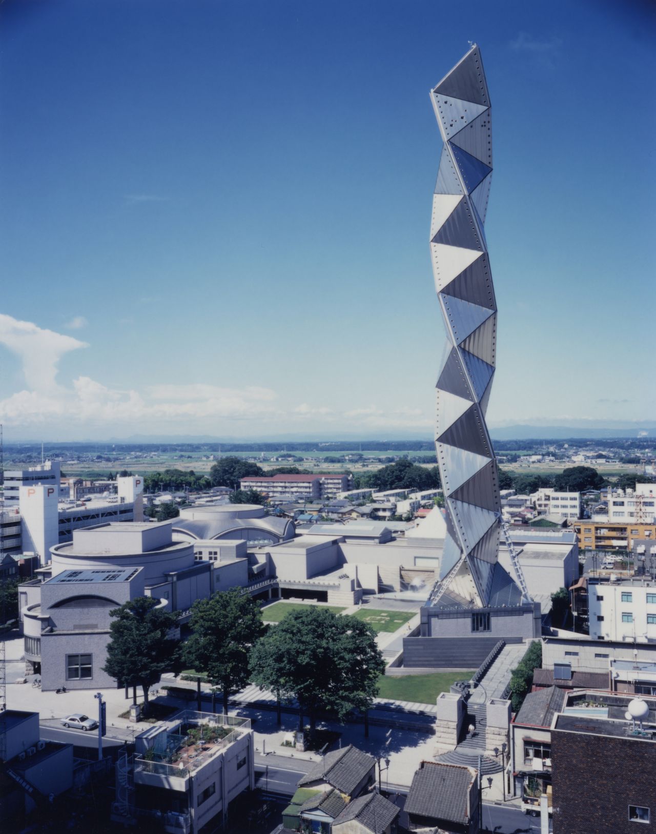 水戸芸术馆塔.jpg